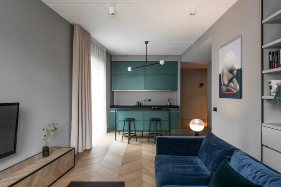 Màu ghi xanh kiến tạo một phòng khách hiện đại 