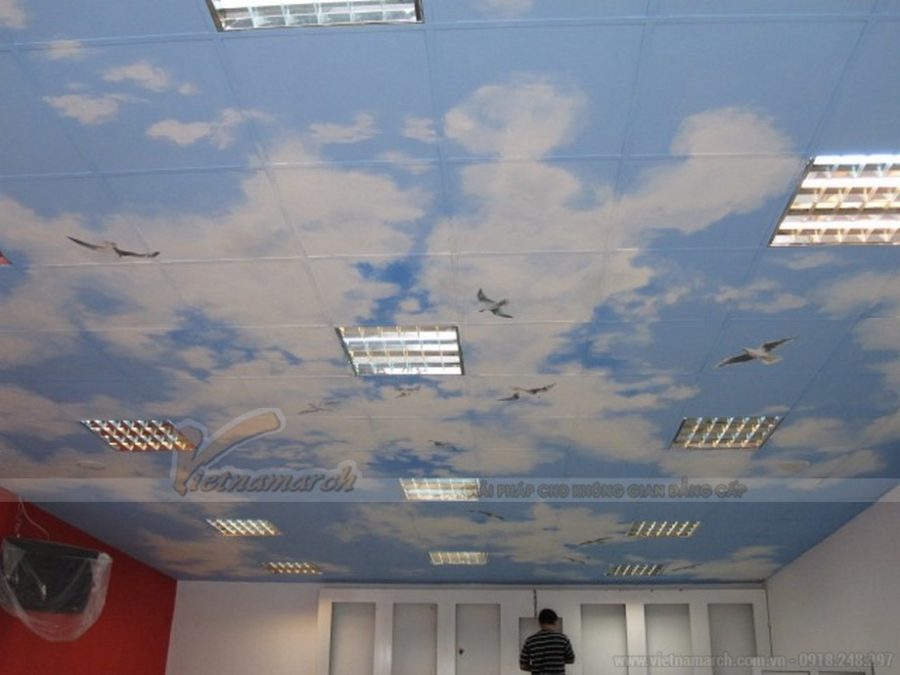 Mẫu trần thả nhựa 3D bầu trời dành cho văn phòng, toà nhà lớn