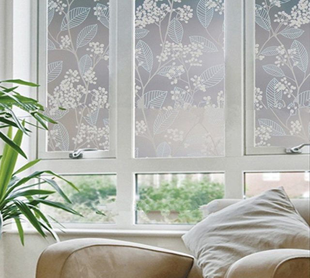 mẫu giấy dán kính cửa sổ chống nắng phòng ngủ đẹp